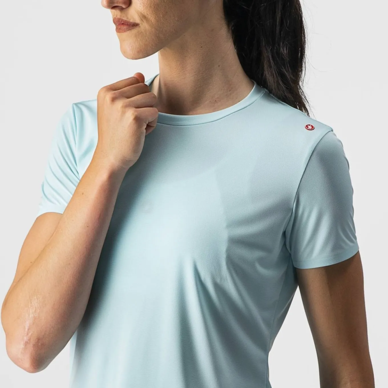 TECH 2 W TEE