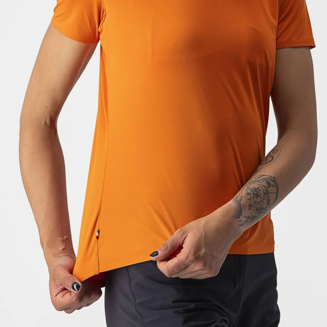 TECH 2 W TEE