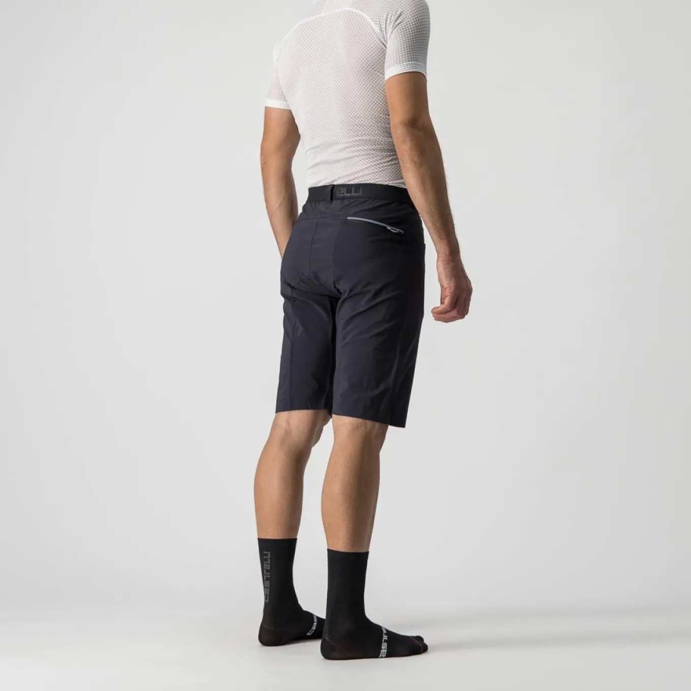 UNLIMITED BAGGY SHORT